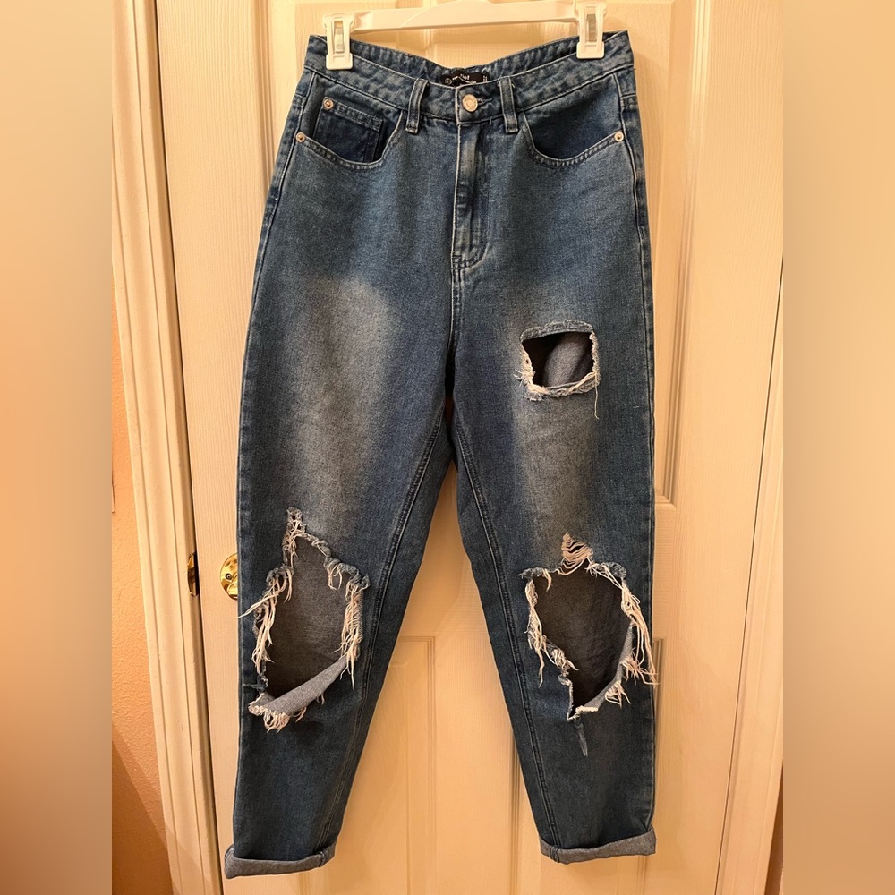 Distressed high-waisted boyfriend jeans